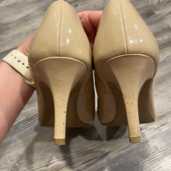 ✨MOVING SALE✨ Comfort plus by Predictions Heels Size 7 1/2W - Picture 5 of 7